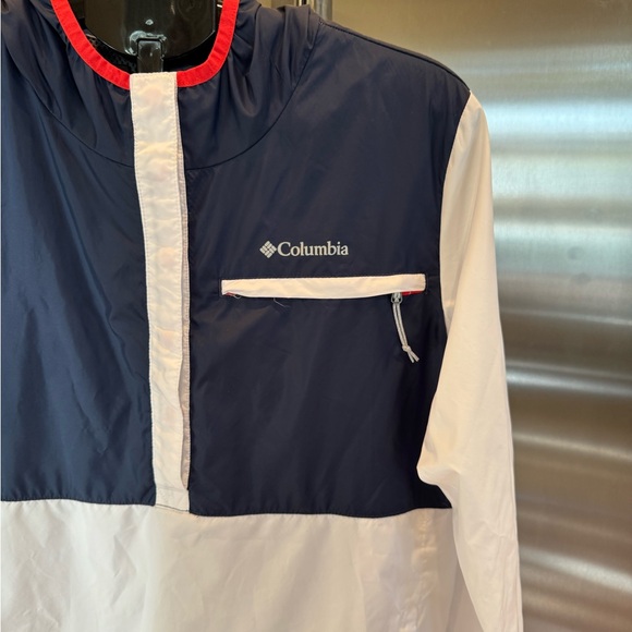 Columbia Women's Navy and White Pullover Windbreaker - Picture 2 of 9